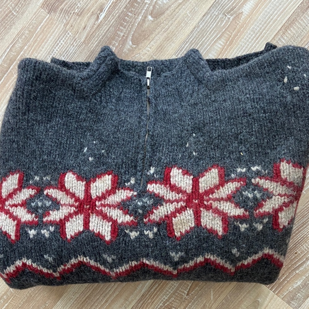 Gray Nordic Pattern Women’s 100% Wool Knit Sweater - Picture 9 of 9
